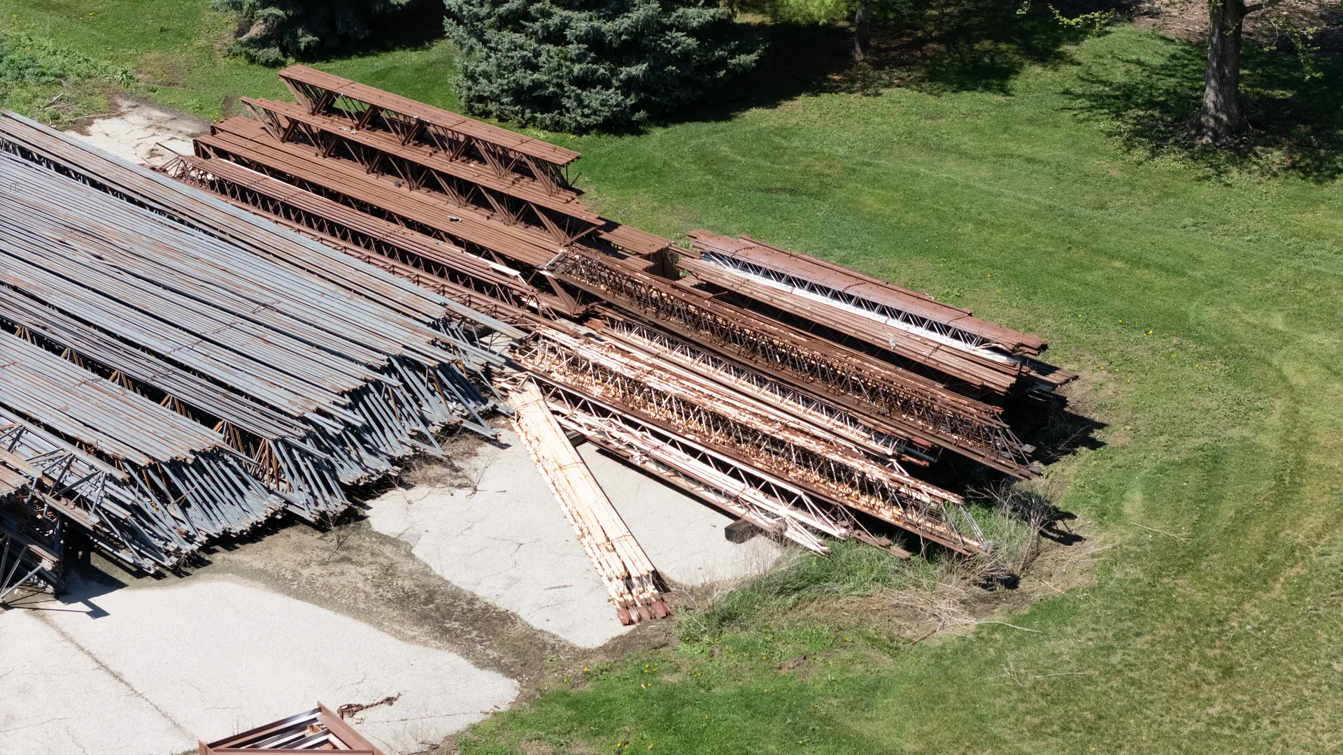 Assorted bar joists
